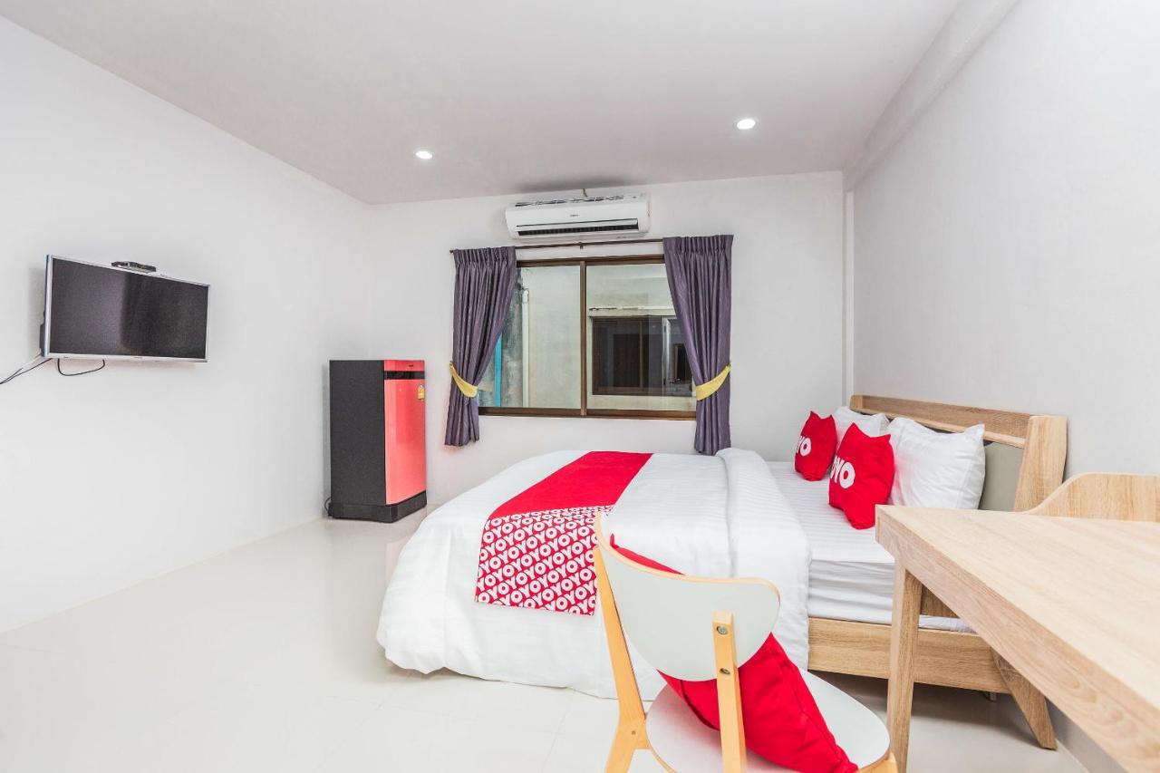 Oyo 435 Frame Residence Phuket Exterior photo