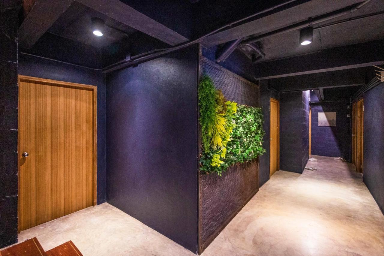 Oyo 435 Frame Residence Phuket Exterior photo